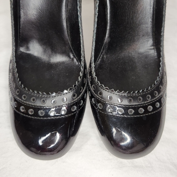 Gucci Black Brogue Pump Heels - Picture 7 of 13